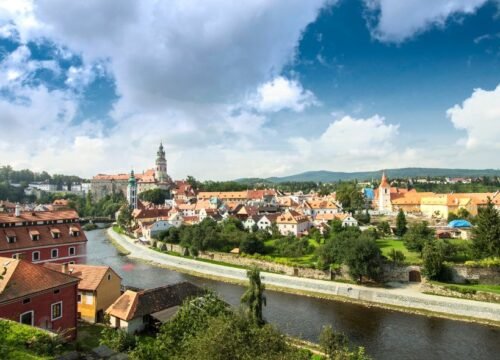 Discover Czech Krumlov and Hluboká Castle 6