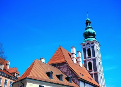 Discover Czech Krumlov and Hluboká Castle 8