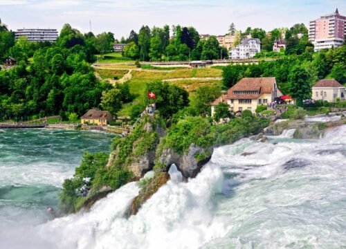 Discover Switzerland in 2 Days 1