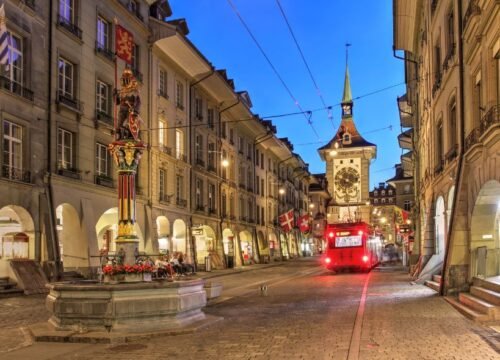 Discover Switzerland in 2 Days 13