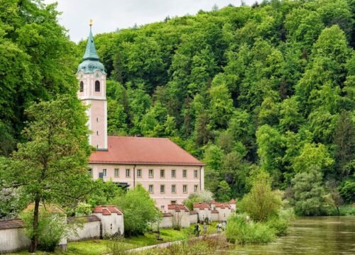 Explore Regensburg and Weltenburg 7